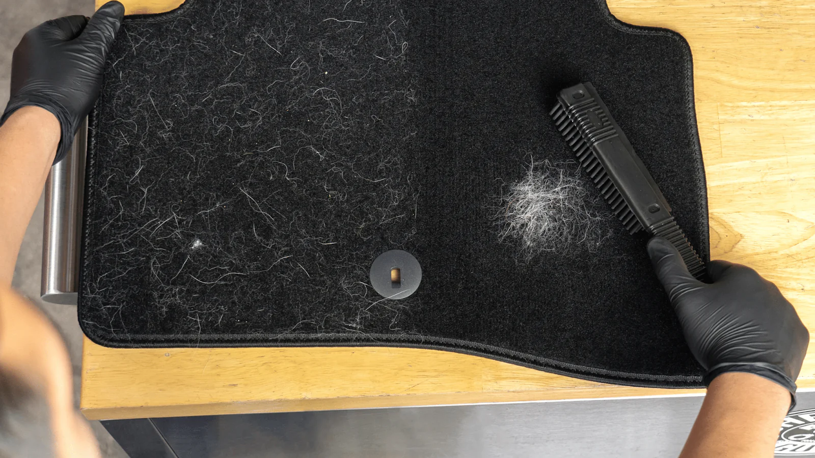 Pet hair removal